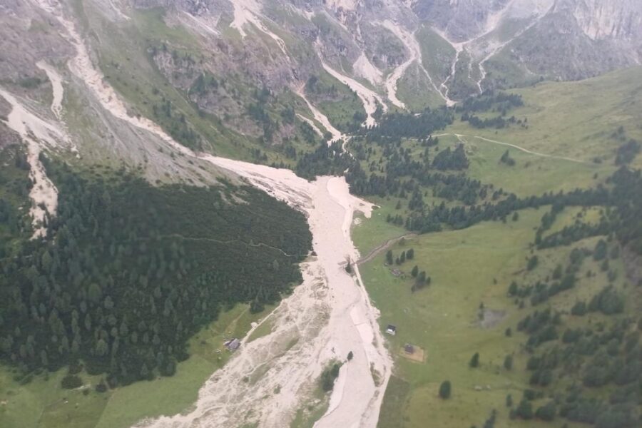 Protezione civile al lavoro per mantenere operative le strutture