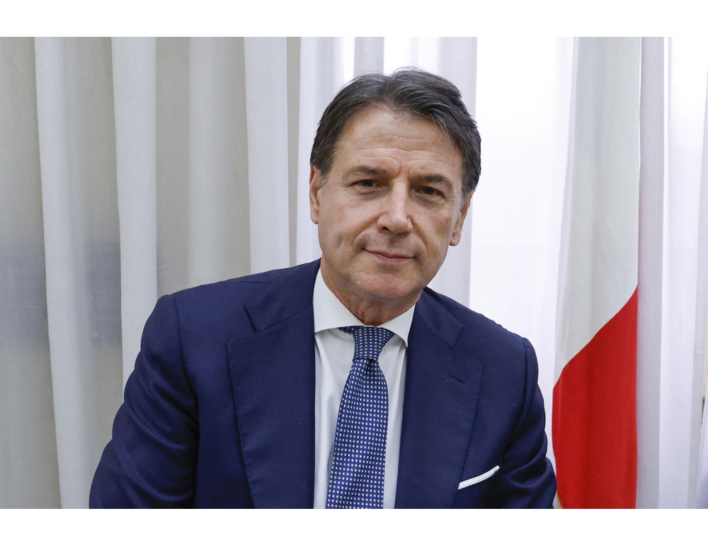 Conte, capolavoro di Meloni, i rimpatri funzionano ma contro di noi