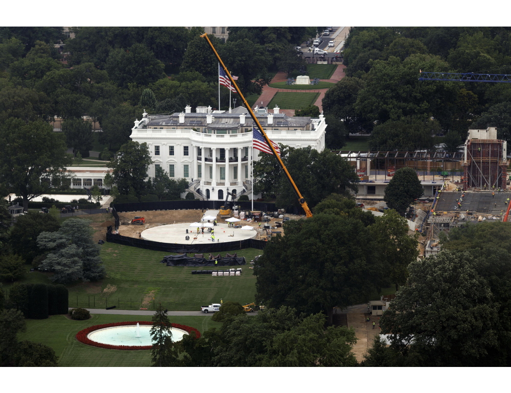 Corte Suprema, Trump può per ora continuare i lavori alla sala da ballo