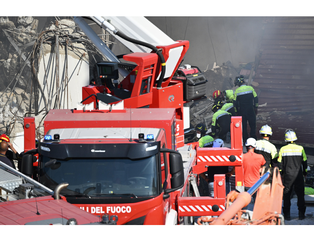Crollo edificio Messina, si continua a scavare tra le macerie