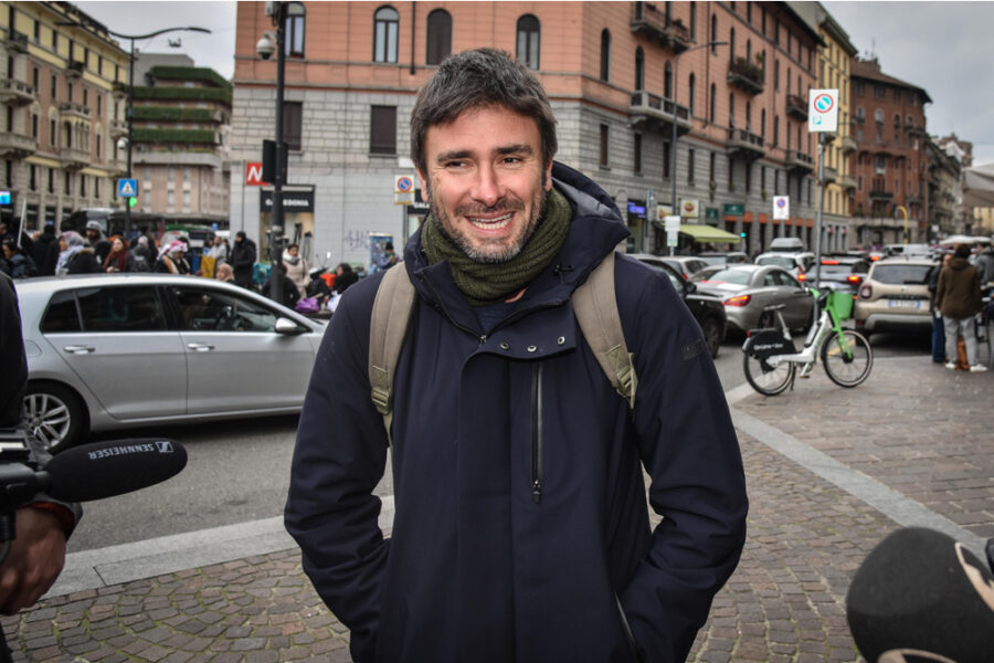 ANSADi-Battista-sara-trasferito-in-ambulanza-allAvana