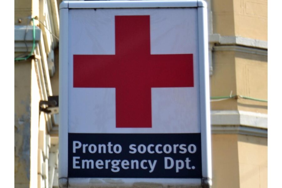 La vittima è stata soccorsa dai medici ma non c'è stato niente da fare