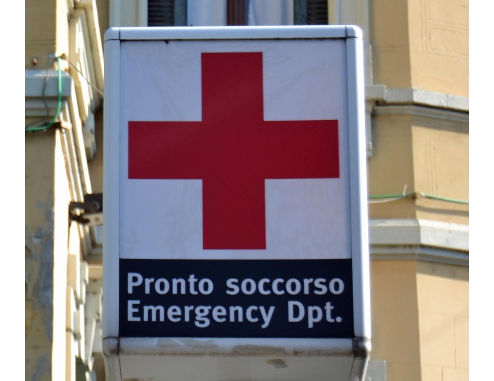 Donna uccisa nel Cosentino, lasciata davanti all’ingresso dell’ospedale
