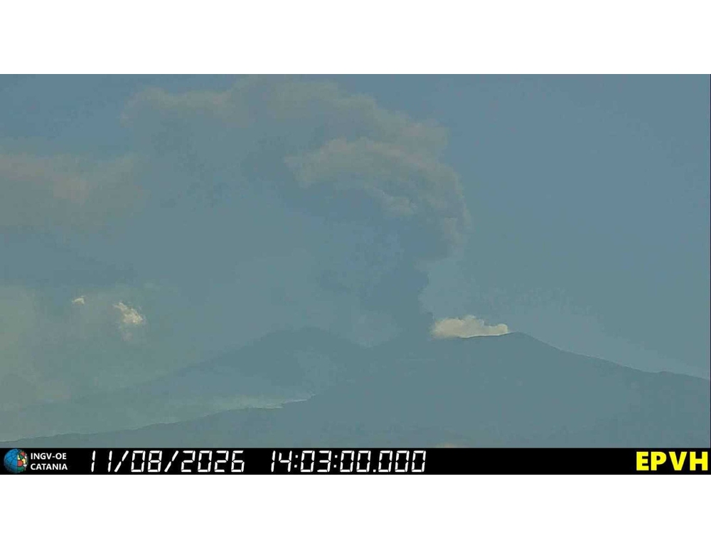 Etna: Sac, sospese attività volo fino alle 11 di domani a Catania