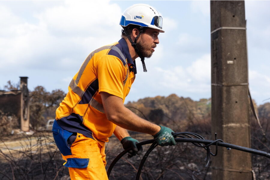 Mentre in Gironda rientrano a casa migliaia di evacuati per il mega-rogo dei giorni scorsi