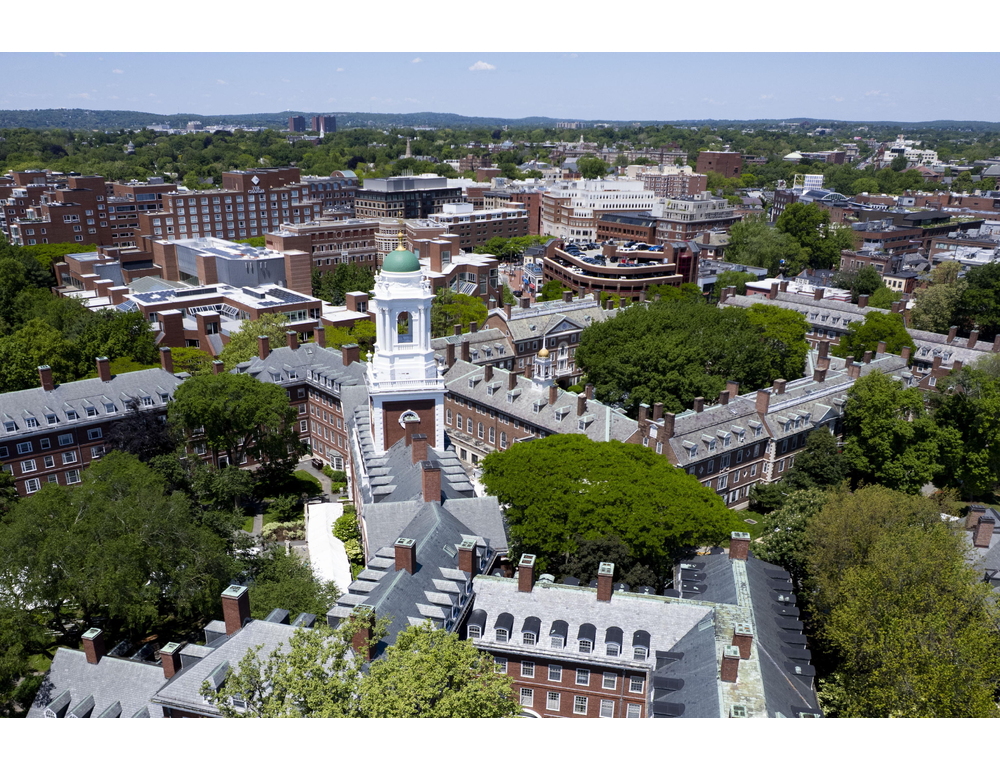Ft, Harvard Business School valuta lezioni o sedi estere su stretta Trump a visti