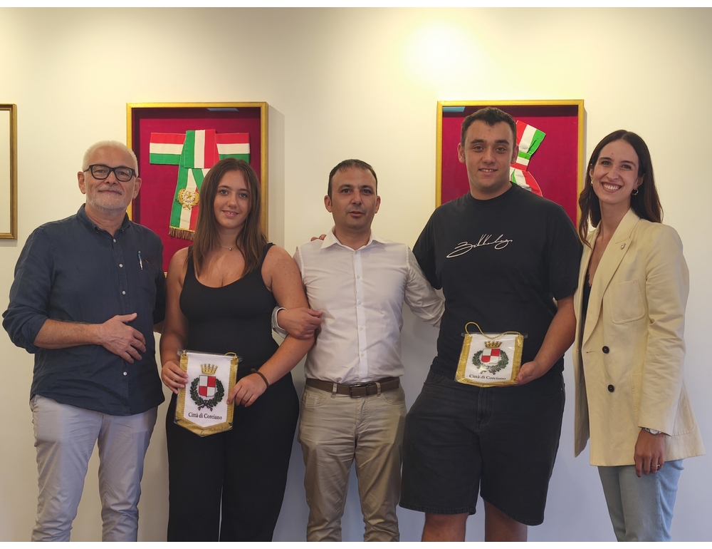Gemelli umbri compiono 18 anni e subito diventano donatori di sangue