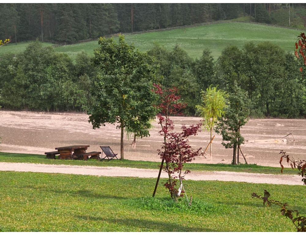 Grossa colata di fango a San Vigilio di Marebbe in val Badia