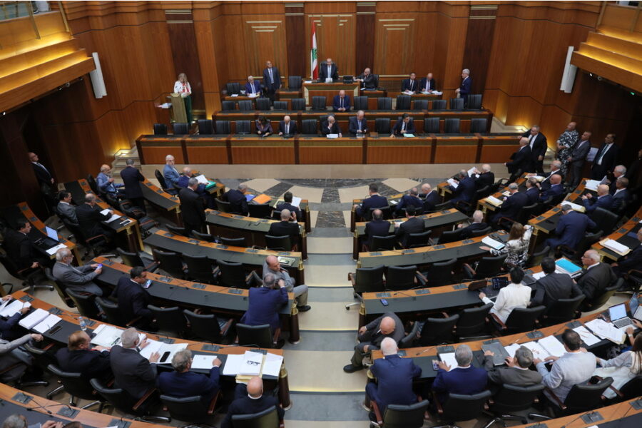 Parlamento approva legga