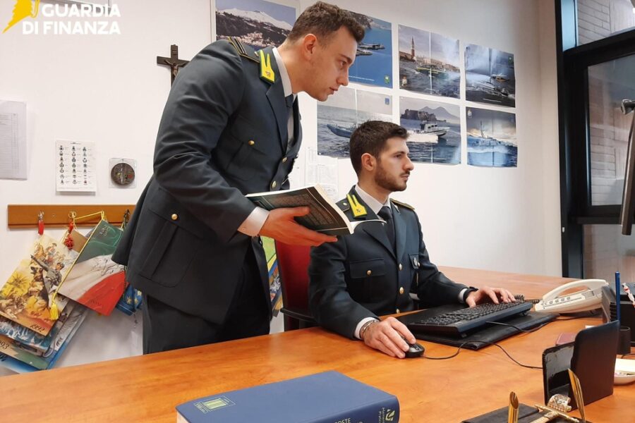 L'uomo aveva usato i soldi per aprire una società di abbigliamento sportivo