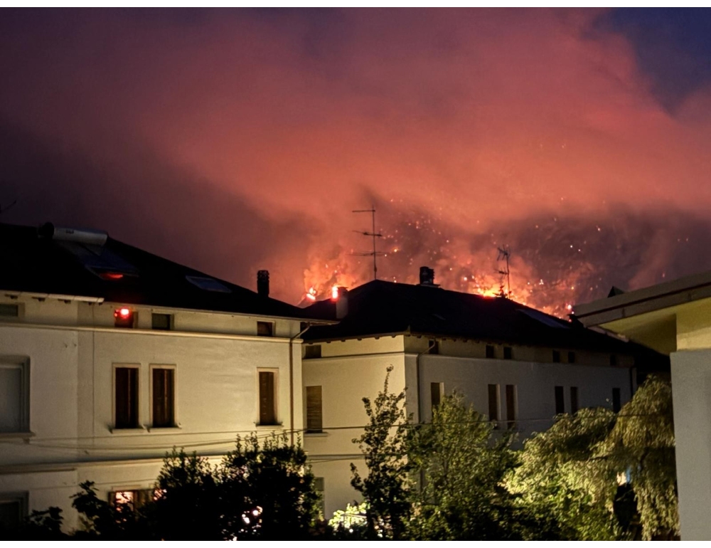 Incendi in Carnia, spegnimento ancora in corso dopo una settimana di fiamme