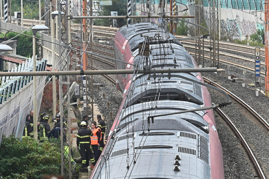 Circolazione ferroviaria sospesa tra Savona e Cogoleto