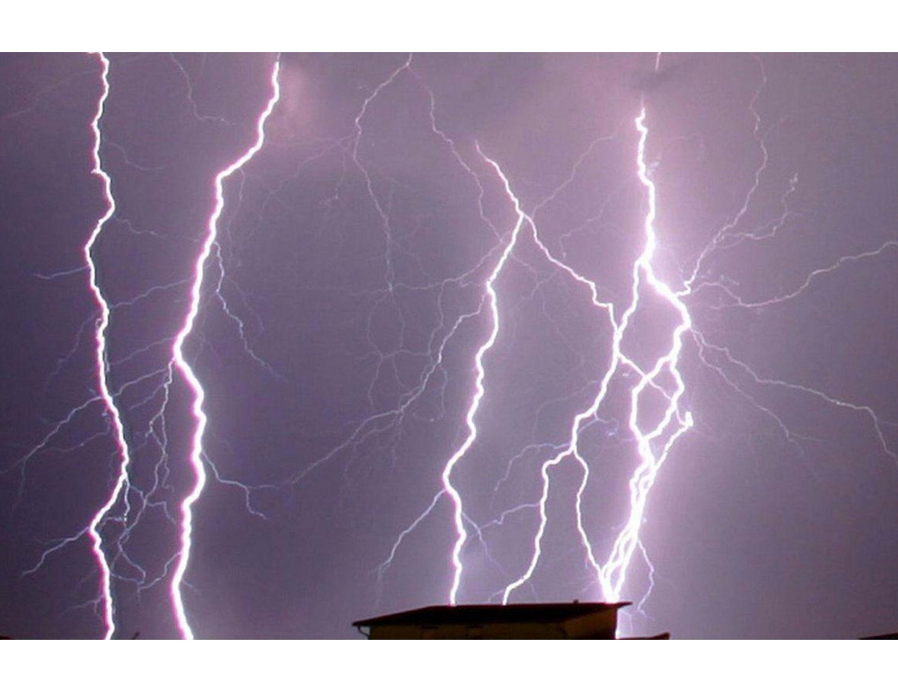 Maltempo, in Toscana 21 mila fulmini in 6 ore