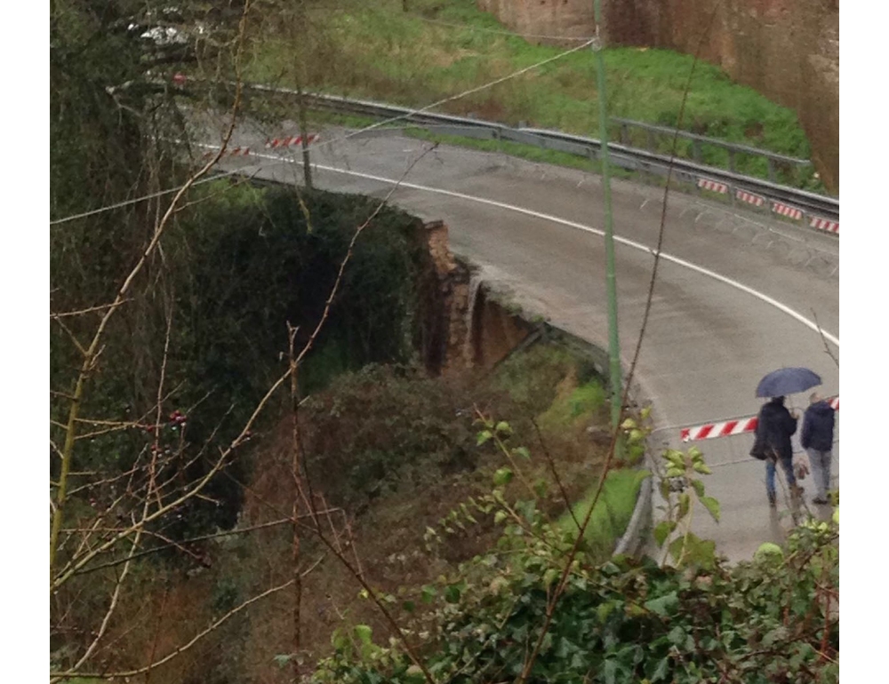 Maltempo, salvate tre persone da una frana in Lunigiana
