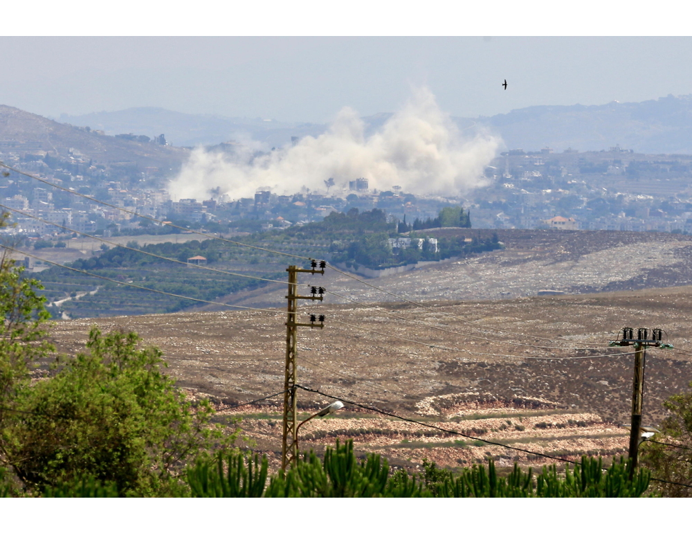Media Beirut, nella notte nuovi raid israeliani sul sud del Libano