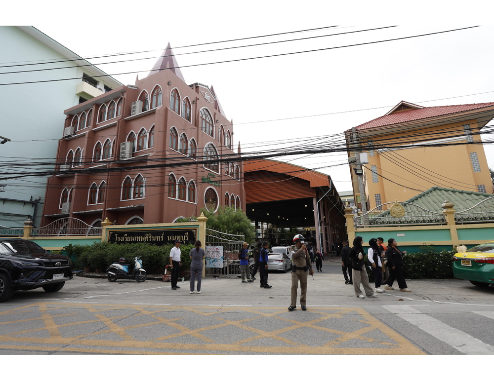 Media, ‘ex parlamentare thailandese spara a funzionario poi chiama programma web’