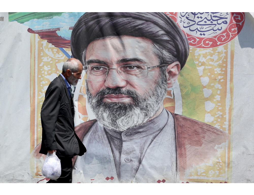 Media iraniano diffonde un video di Khamenei, ma è senza data