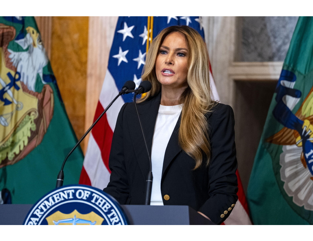 Melania Trump torna in pubblico alla Casa Bianca con ‘Fostering the Future’