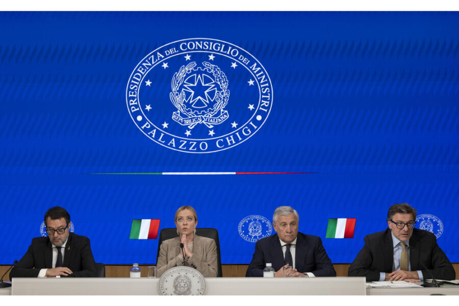 Un punto prima della riunione convocata alle 17 e non ancora iniziata