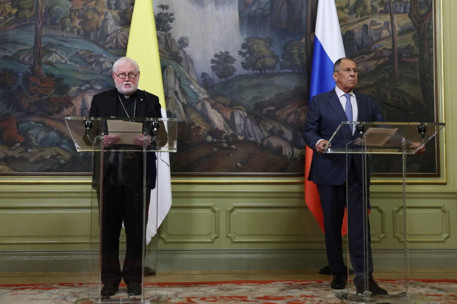 'Andando in Russia invitiamo a riflettere se strategie attuate finora portino risultati'