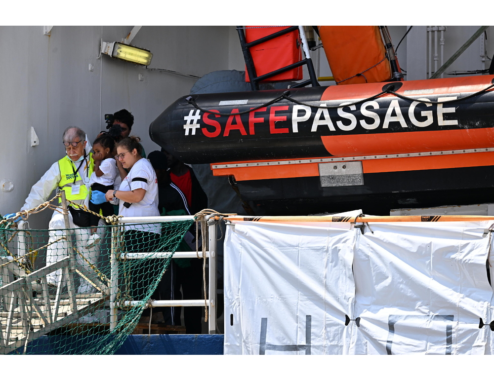 Nave con migranti in arrivo a Ravenna, il sindaco ‘viaggio inumano’
