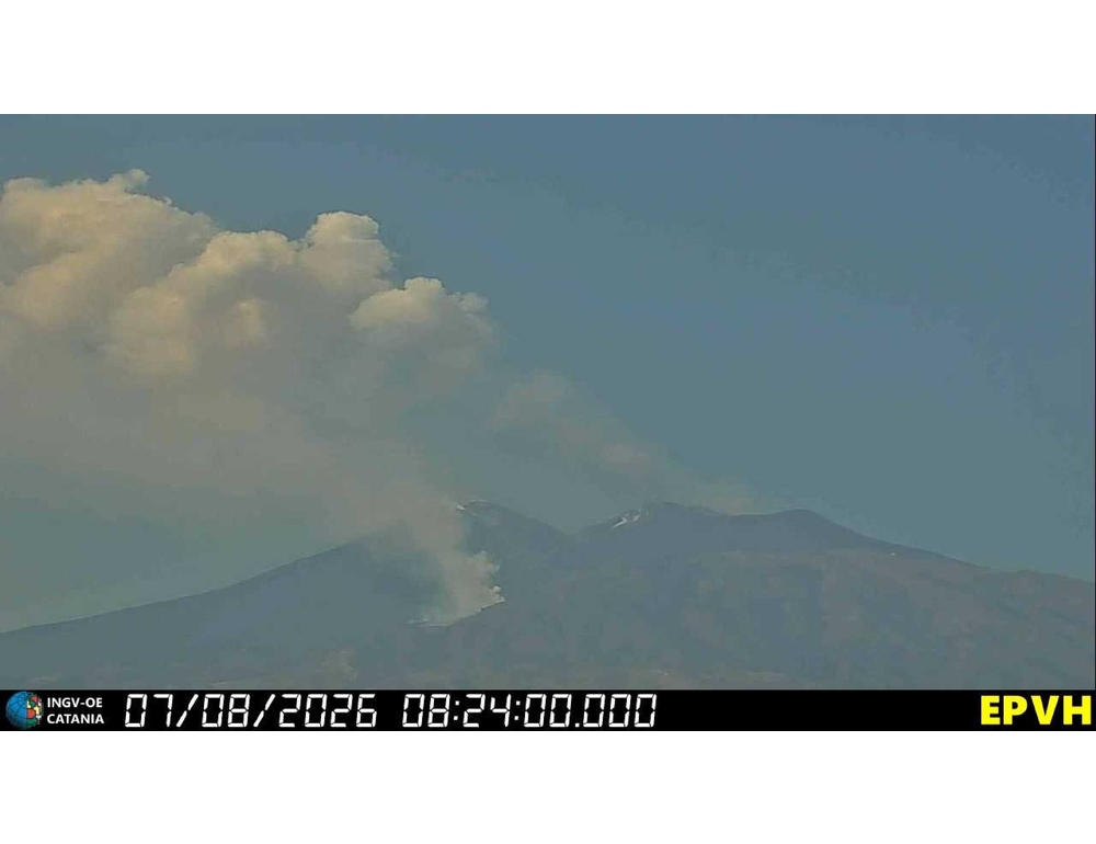 Parossismo Etna, sospensione atterraggi a Catania prorogata fino alle 16