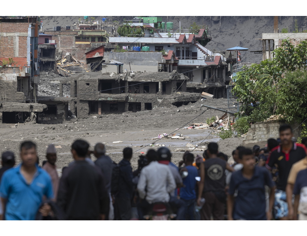 Pechino, dispersi quasi 100 cittadini cinesi dopo le inondazioni in Nepal