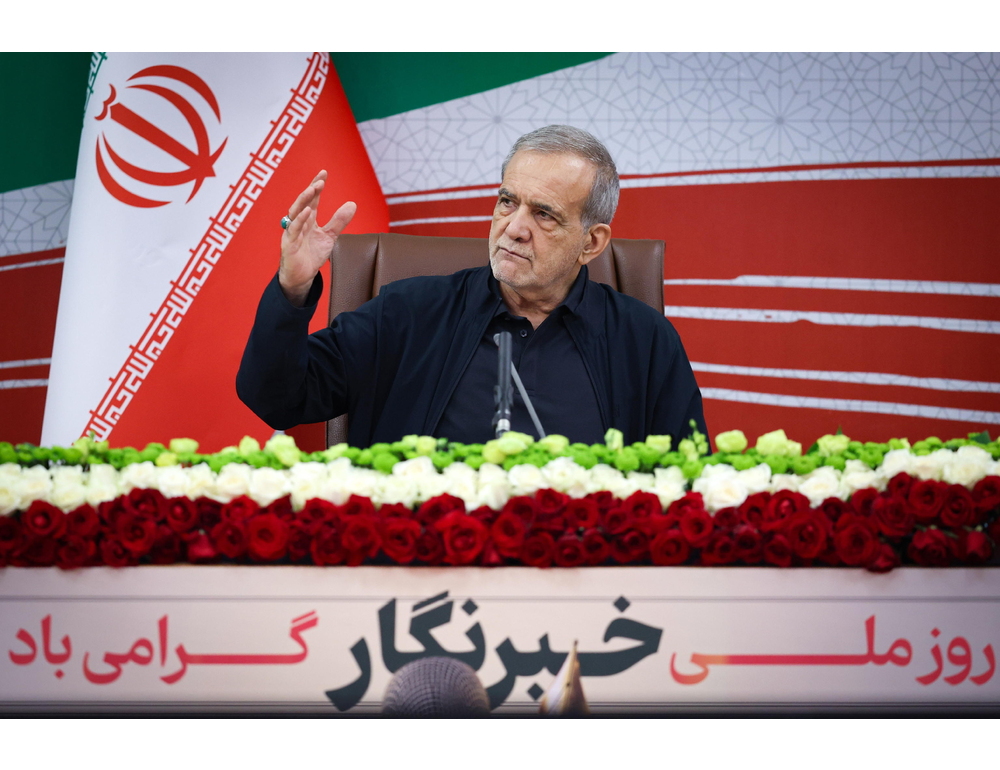 Pezeshkian, ‘i nemici volevano il collasso dell’Iran ma non ci arrenderemo mai’
