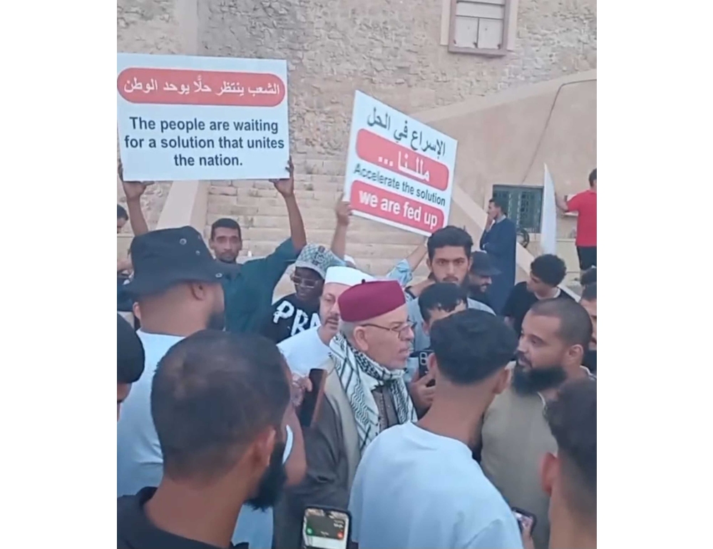 Proteste a Tripoli, chieste elezioni e la fine degli organismi politici