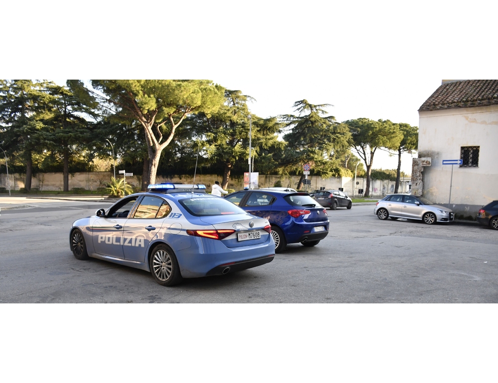 Quindicenne sfregiato in piazza a Caserta, due adolescenti in comunità