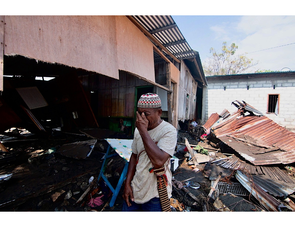 Sale a 38 morti il bilancio delle vittime nel sisma in Indonesia