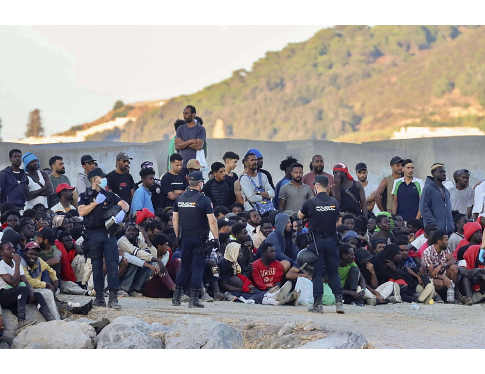 Salgono a 82 i migranti morti nel tentativo di raggiungere a nuoto Ceuta
