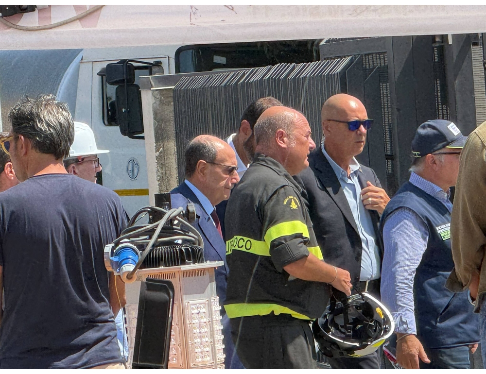 Schifani arrivato a Messina nella zona dell’edificio crollato