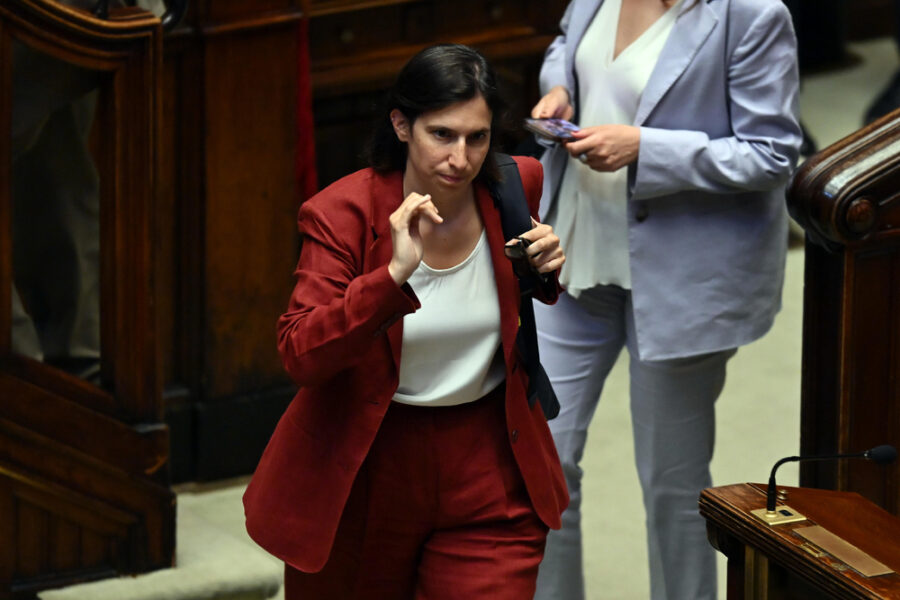 "Per la sua cieca ideologia non ha mai portato avanti la solidarietà europea"
