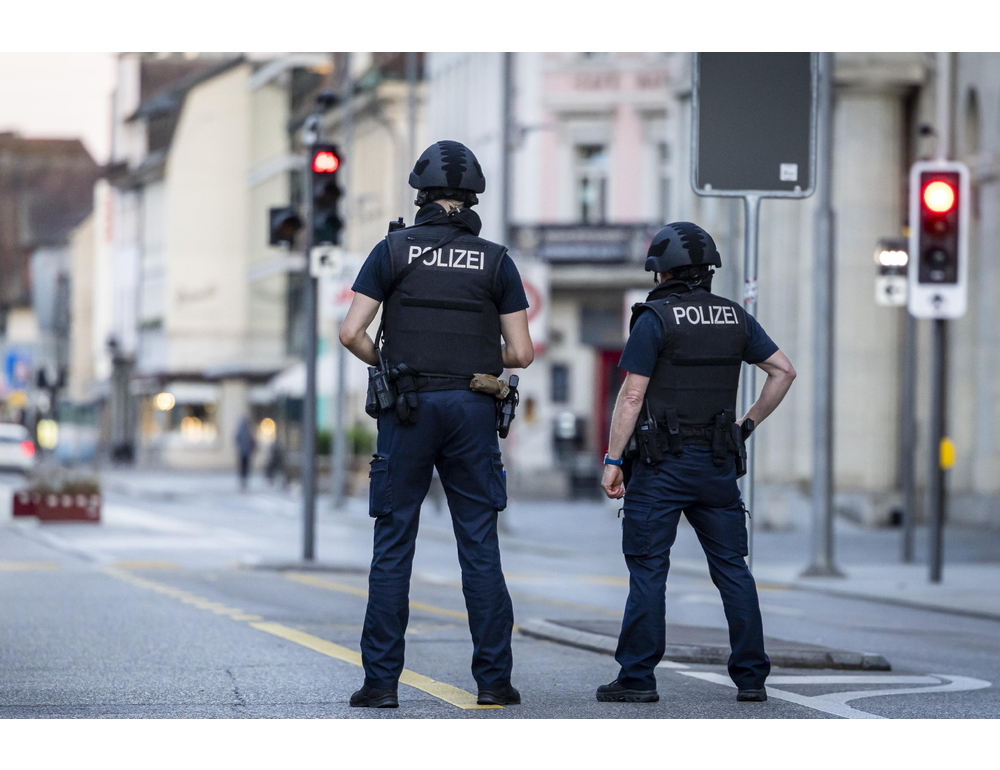 Sparatoria durante un rave in Svizzera, ‘un morto e 5 feriti’