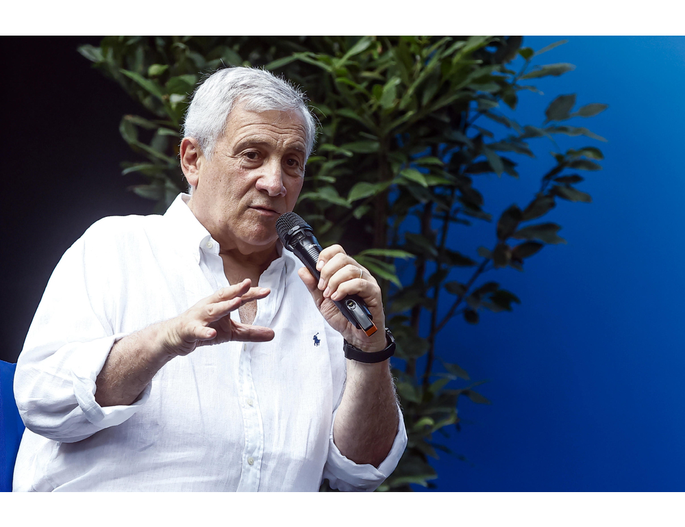 Tajani, ‘ad Albares rispondo con i numeri in calo sugli irregolari’