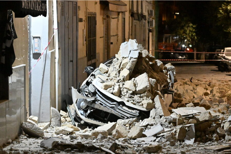 l sisma più forte da quando è tornato il bradisismo. Meloni segue gli sviluppi