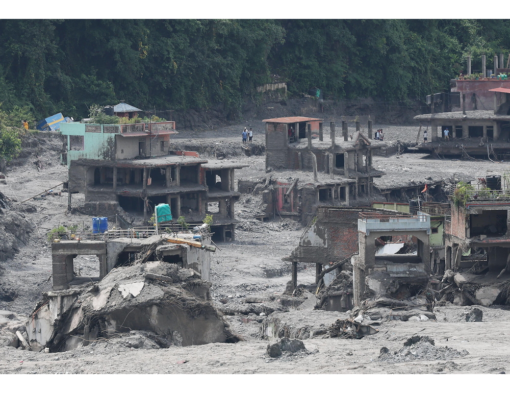 Tra i dispersi in Nepal gli italiani Luca Barachini e la moglie Patrizia Marziale