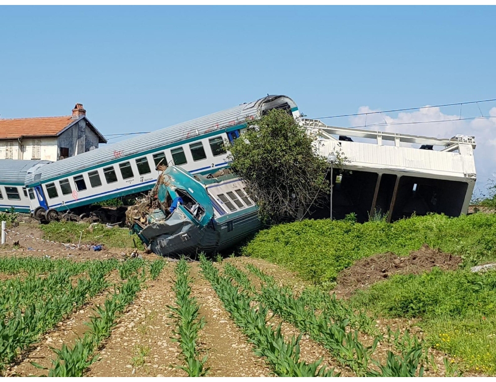 Treno contro tir nel Torinese, Cassazione annulla con rinvio due condanne