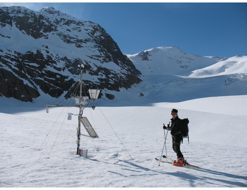 Troppo caldo, stop allo sci estivo sul ghiacciaio dello Stelvio