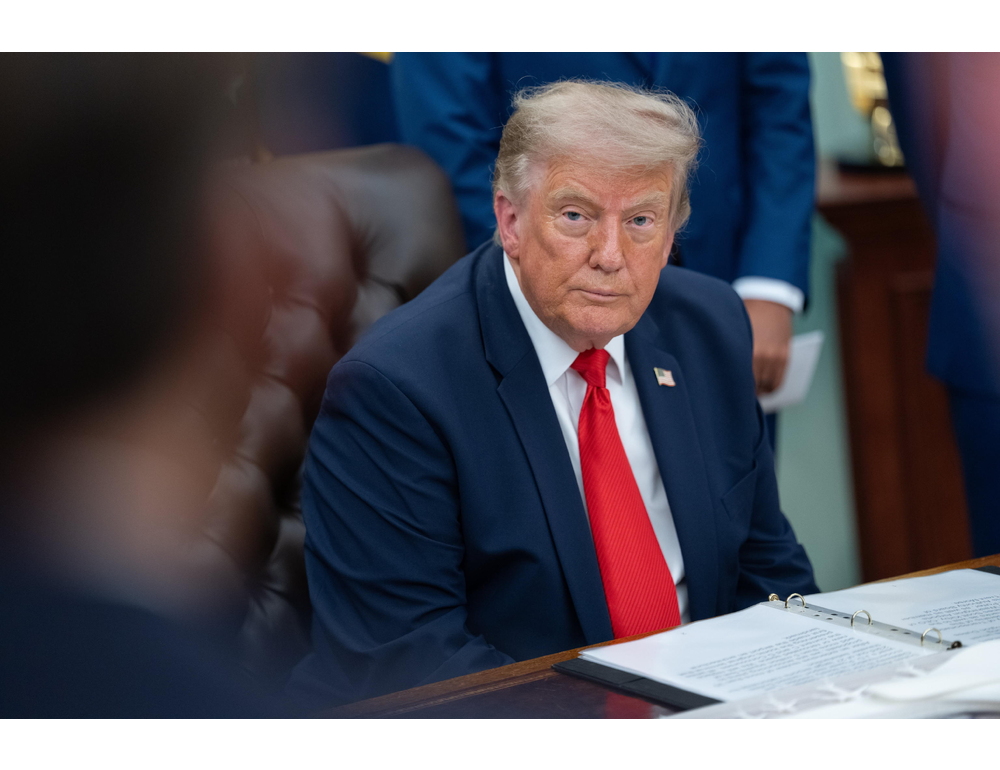 Trump, ‘abbiamo molte munizioni, puniremo i divulgatori traditori’