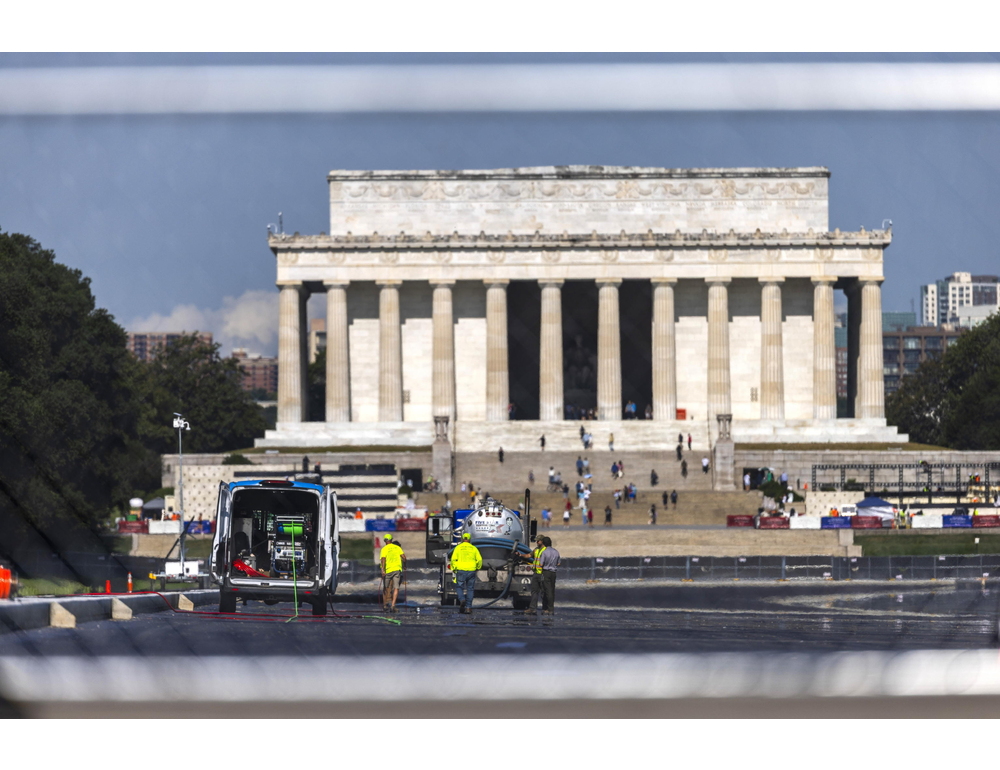 Trump chiede alla procuratrice di riaprire il caso della vasca del Lincoln Memorial