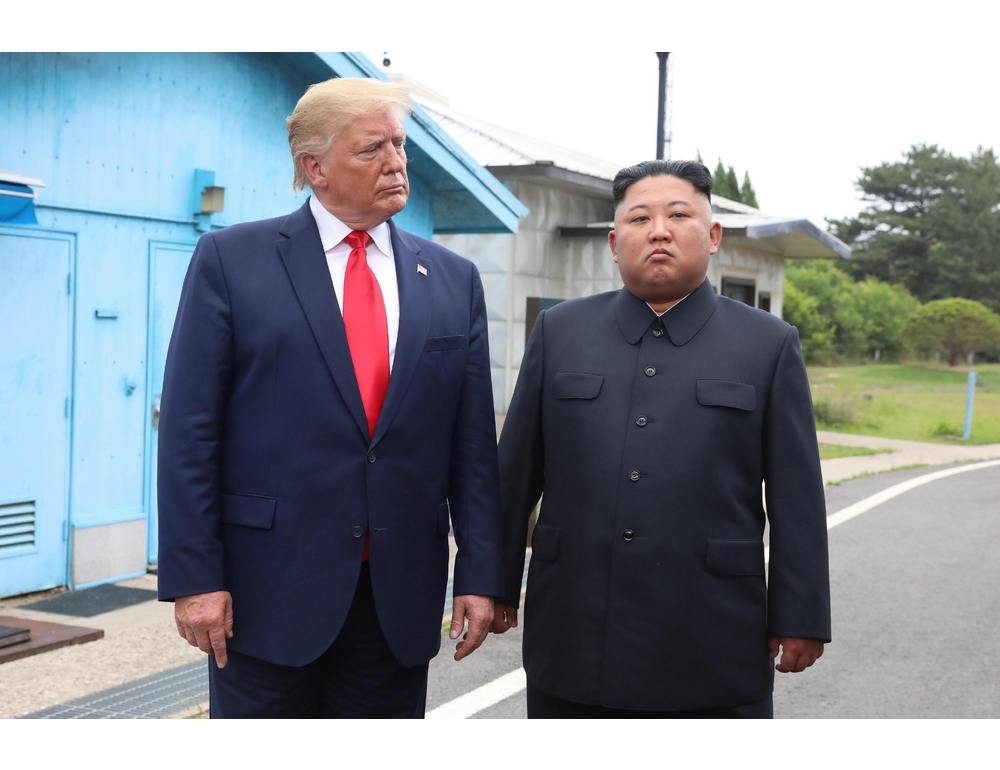 Wsj, ‘Trump punta a vertice con Kim Jong-un durante il viaggio in Asia’