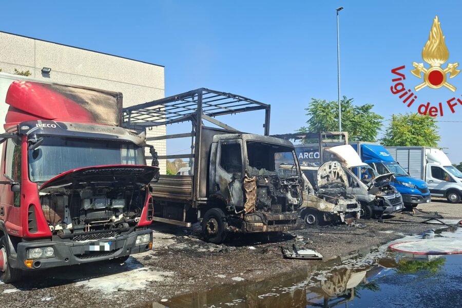 Camion fiamme