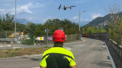 Incendio sul Moregallo, focolai mappati con i droni