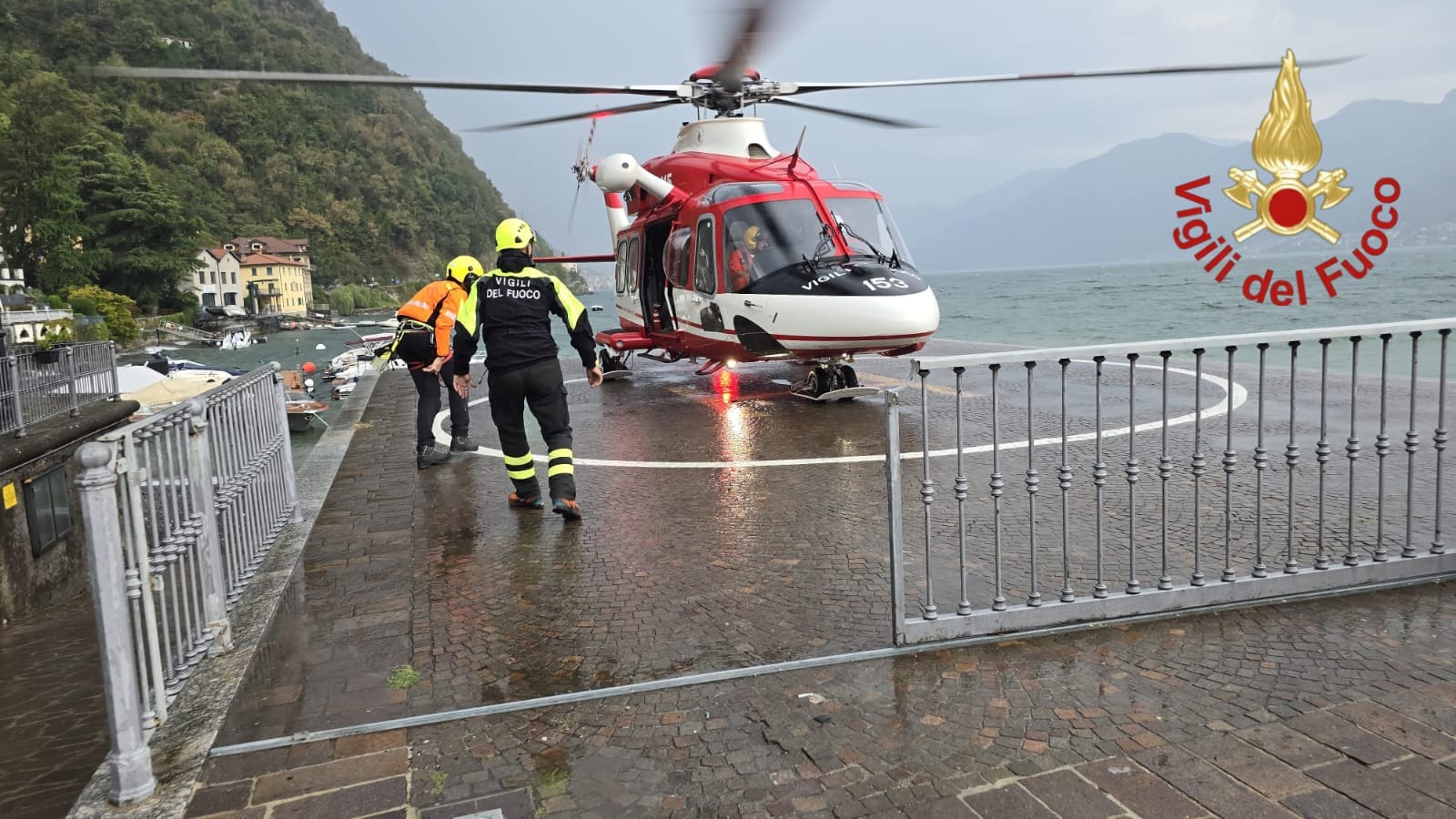 Temporale in montagna, rischioso recupero in elicottero per quattro turisti spagnoli