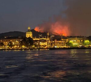 Incendio sul Monte Goi: evacuate cinque persone