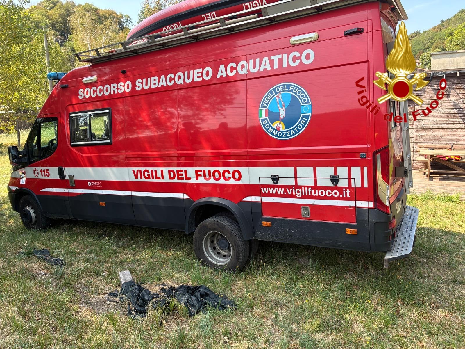 Lago del Segrino, sospese le ricerche per la persona scomparsa