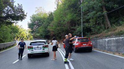Monte Goi, incendio ancora attivo a Ferragosto: elicotteri in azione e via Oltrecolle chiusa
