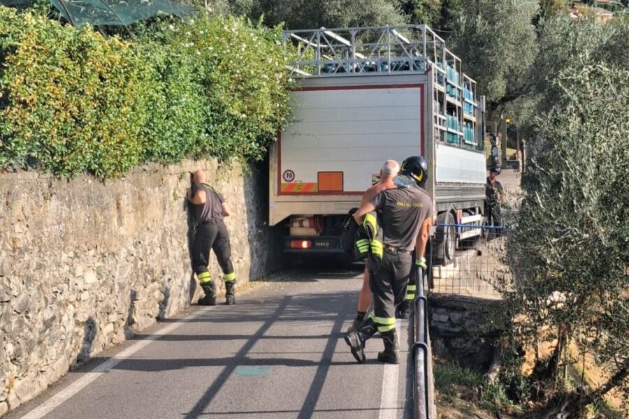 camion incastrato Ossuccio